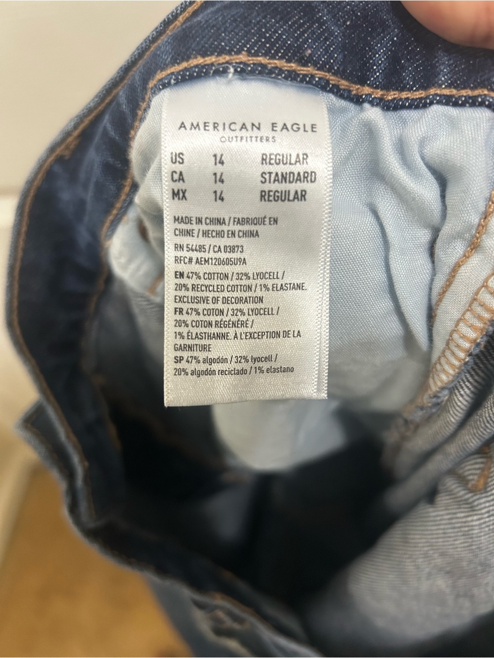 American Eagle Outfitters Stretch Barrel Baggy Medium Blue Wash Women’s Size 14 - Picture 9 of 10
